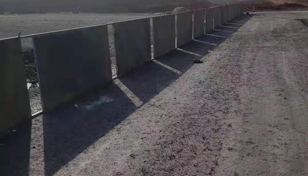 南昌市政建設集團萬載縣南部新城路網項目開展節(jié)前安全檢查及防疫安全部署600.jpg