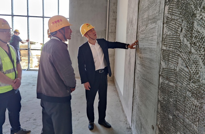 徐旭前往市政公用城三期項(xiàng)目、市政綠色建材科技產(chǎn)業(yè)園項(xiàng)目調(diào)研