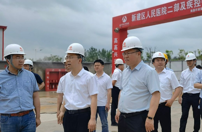 新建區(qū)委常委、常務(wù)副區(qū)長賈中強(qiáng)到新建區(qū)職業(yè)技術(shù)學(xué)校新校區(qū)建設(shè)項(xiàng)目、新建區(qū)人民醫(yī)院二部及疾控中心項(xiàng)目調(diào)研