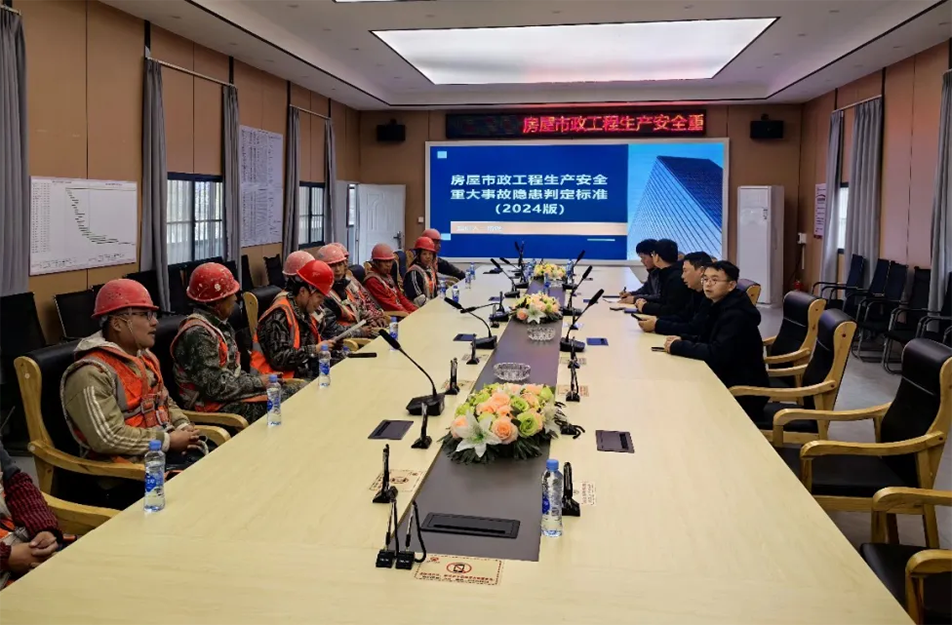 高處作業(yè)安全培訓｜腳手架搭設、防墜落措施與事故警示教育